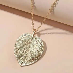 Gold Leaf Necklace Textured Glam Minimalist Pendant Shimmer Simple Boho Trendy